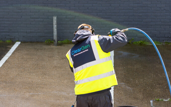 Stone and brick cleaning